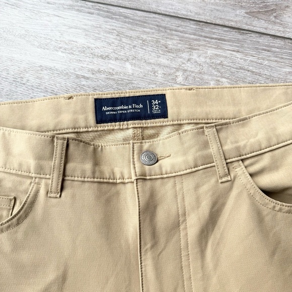 Abercrombie & Fitch The Traveler Khaki Skinny Taper Stretch Pants - Picture 10 of 15